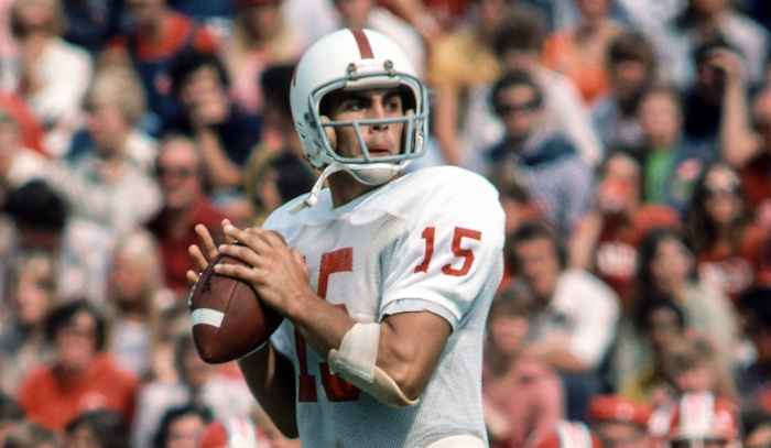 Vince Ferragamo 1976 Nebraska vs Indiana football usatsi_8199150